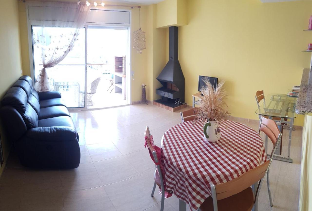Magnifico Apartamento Junto Al Canal Principal. เอมปูเรียบราบา ภายนอก รูปภาพ